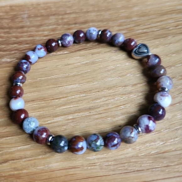 Blood Crazy Lace Agate Bead Hand Crafted Stretch Bracelet - Picture 3 of 11